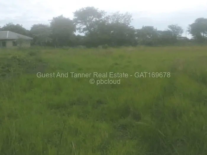 Residential Stand for Sale in Norton, Norton