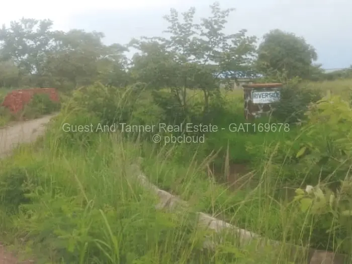 Residential Stand for Sale in Norton, Norton