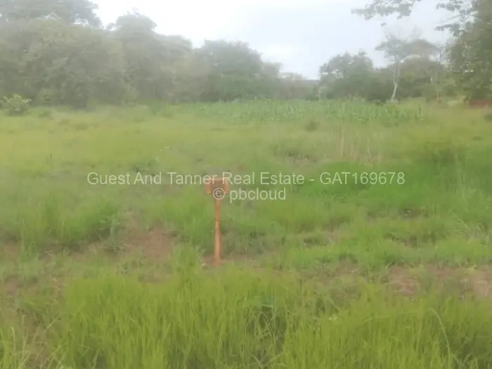 Residential Stand for Sale in Norton, Norton