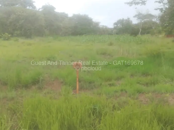 Residential Stand for Sale in Norton, Norton