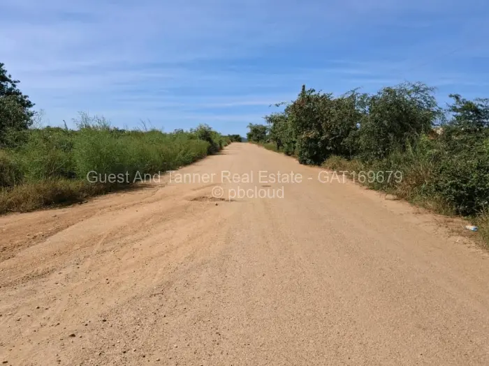 Commercial Stand for Sale in Kadoma, Kadoma