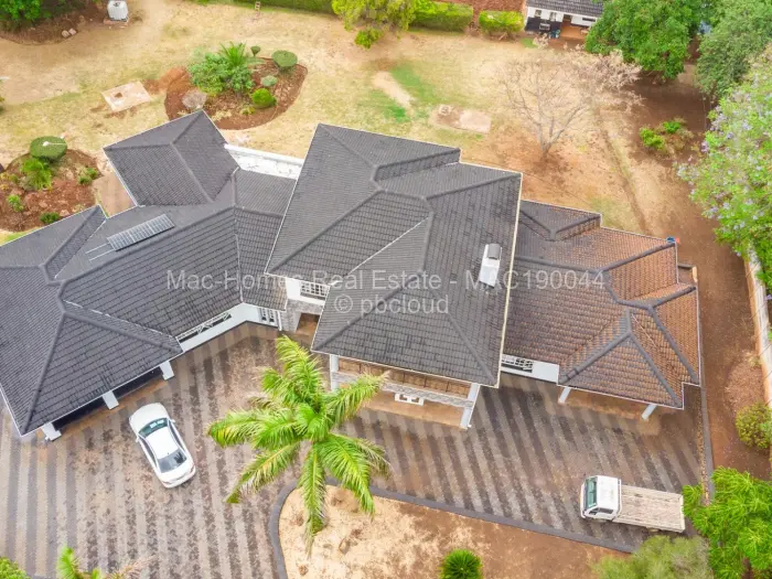 5 Bedroom House for Sale in Borrowdale, Harare
