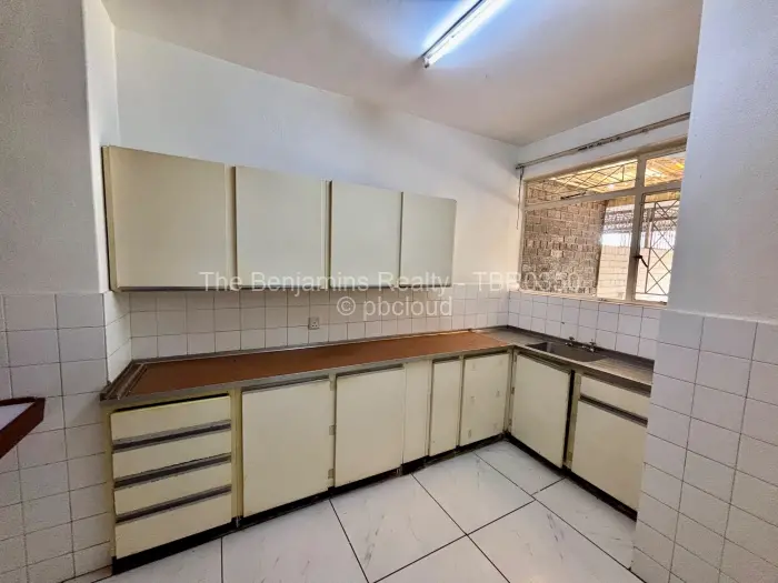 2 Bedroom Cottage/Garden Flat to Rent in Avondale, Harare