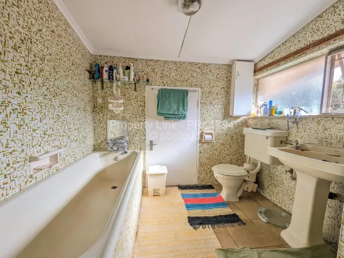 3 Bedroom House for Sale in Mandara, Harare