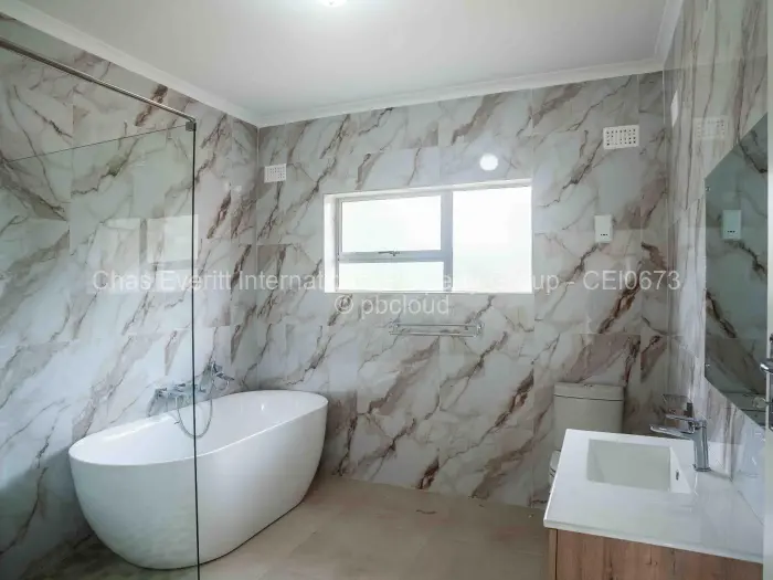 Townhouse/Cluster to Rent in Borrowdale, Harare