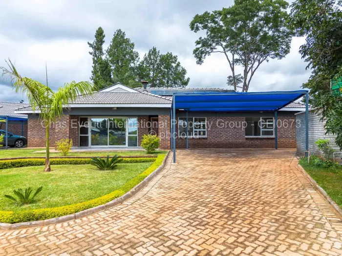Townhouse/Cluster to Rent in Borrowdale, Harare