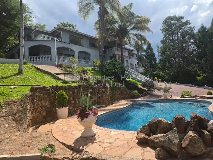 7 Bedroom House for Sale in Borrowdale, Harare