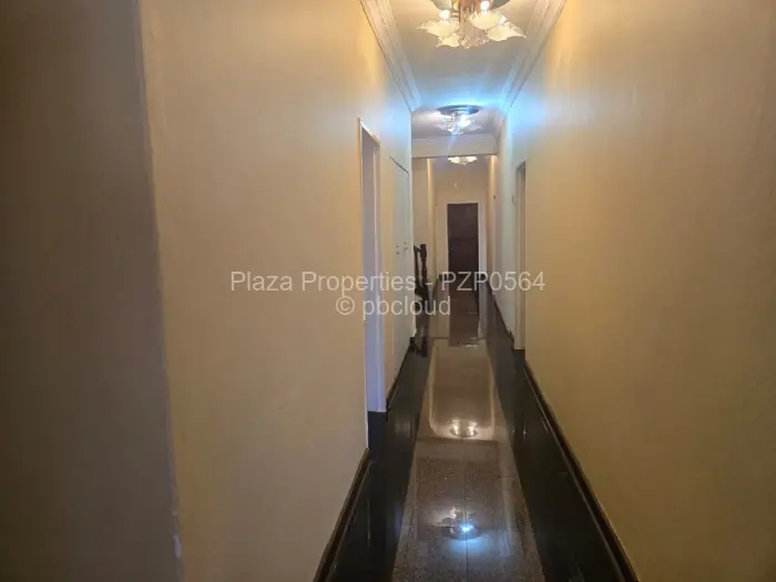 7 Bedroom House for Sale in Borrowdale, Harare
