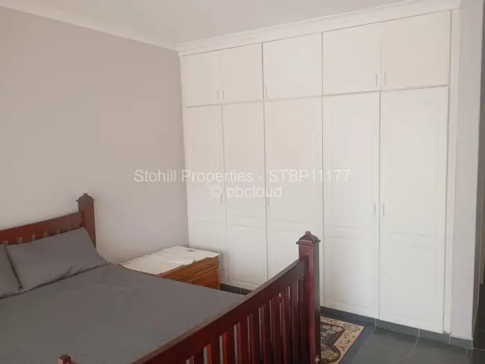 2 Bedroom House to Rent in Avenues