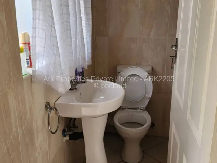 Townhouse/Cluster to Rent in Mount Pleasant, Harare