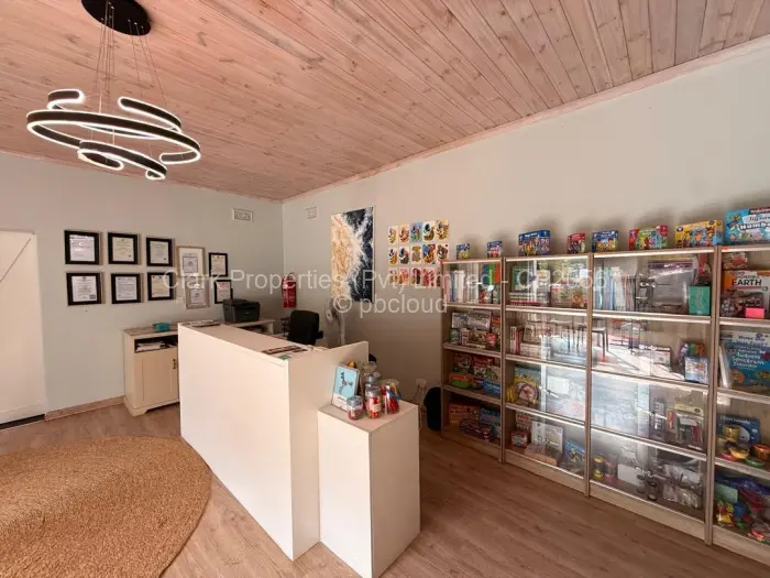 Office to Rent in Highlands