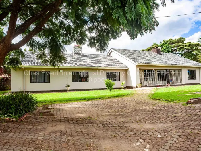 4 Bedroom House to Rent in Vainona, Harare