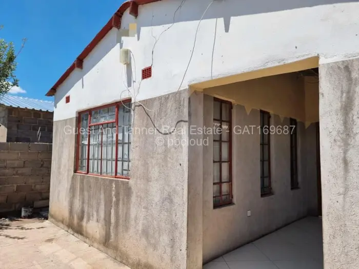 House for Sale in Cowdray Park, Bulawayo
