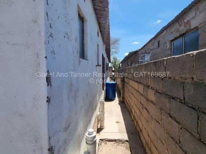 House for Sale in Cowdray Park, Bulawayo