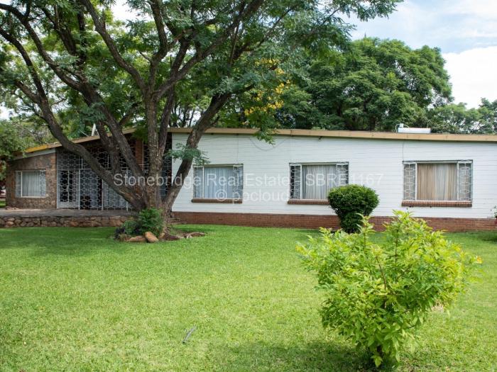 5 Bedroom House for Sale in Hillside Byo, Bulawayo