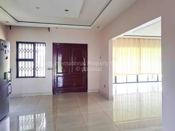 5 Bedroom House for Sale in Mount Hampden, Harare