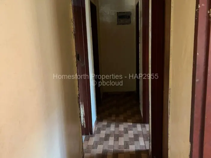 4 Bedroom House for Sale in Chitungwiza, Chitungwiza