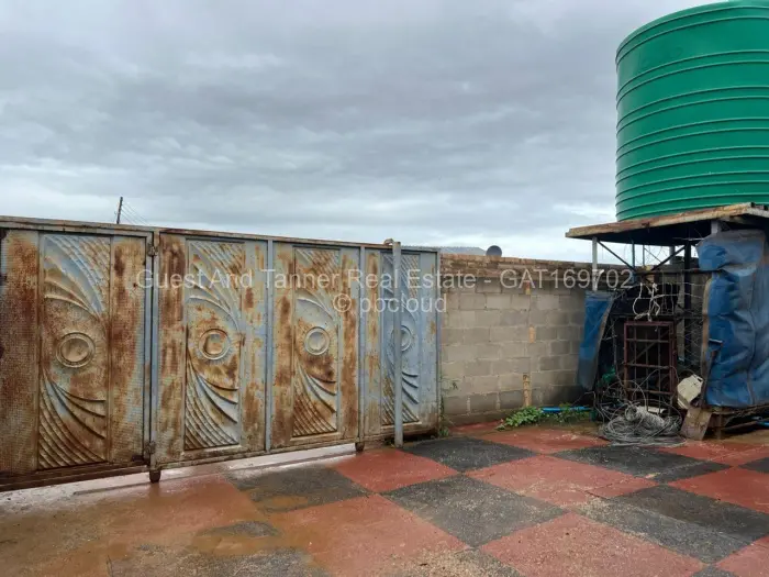 3 Bedroom House for Sale in Emganwini, Bulawayo