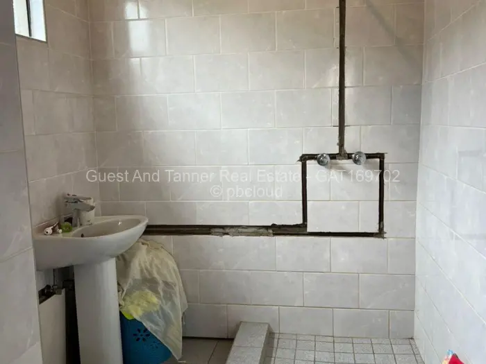 3 Bedroom House for Sale in Emganwini, Bulawayo