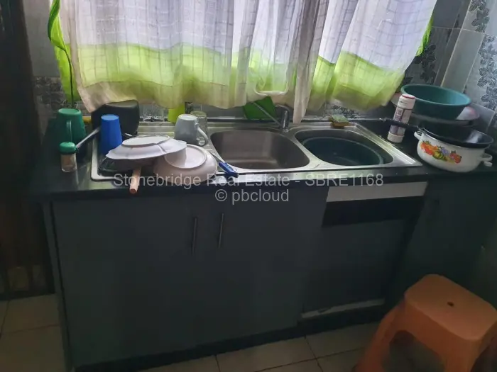 3 Bedroom Cottage/Garden Flat for Sale in Crowhill Views, Harare