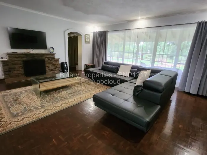 4 Bedroom House to Rent in Greendale North