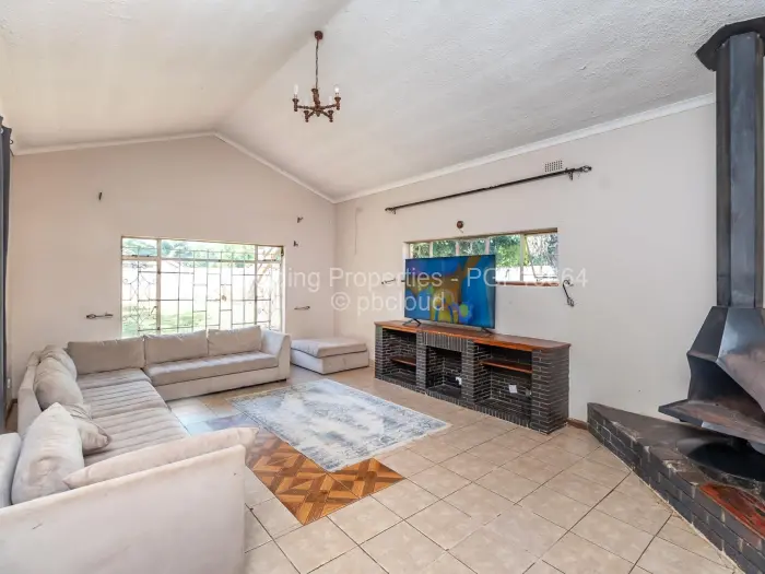 4 Bedroom House for Sale in Greendale, Harare