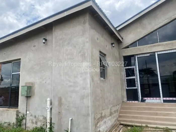 Townhouse/Cluster for Sale in Monavale, Harare