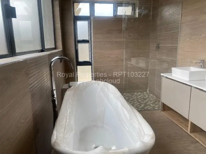 Townhouse/Cluster for Sale in Monavale, Harare