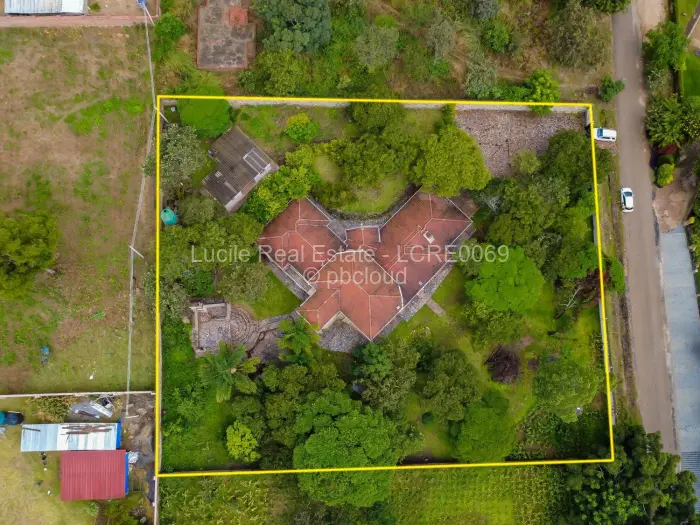 5 Bedroom House for Sale in Borrowdale, Harare