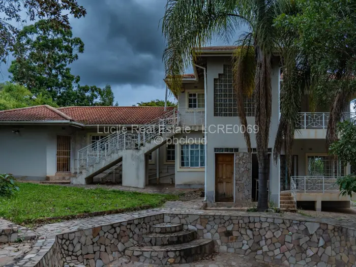 5 Bedroom House for Sale in Borrowdale, Harare