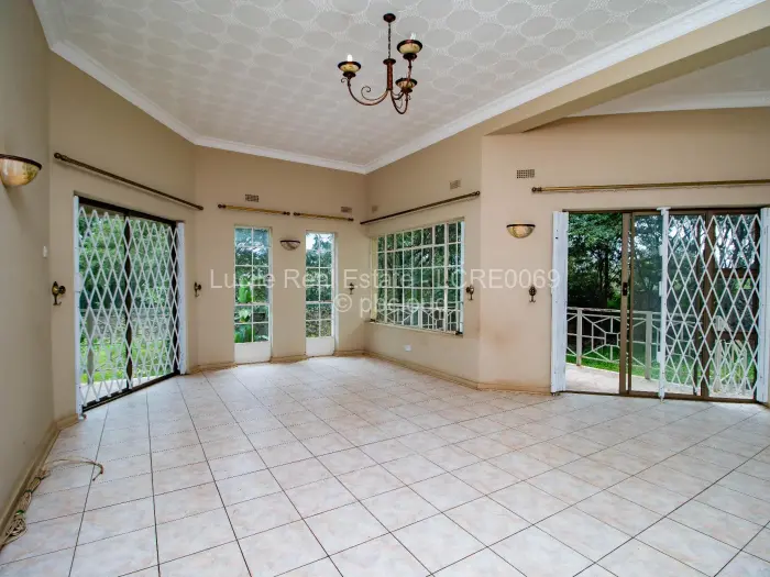 5 Bedroom House for Sale in Borrowdale, Harare