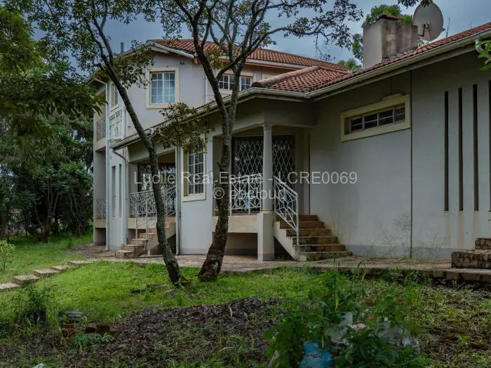 5 Bedroom House for Sale in Borrowdale, Harare