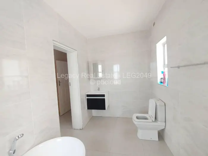 Flat/Apartment to Rent in Budiriro