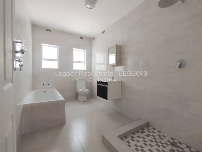 Flat/Apartment to Rent in Budiriro