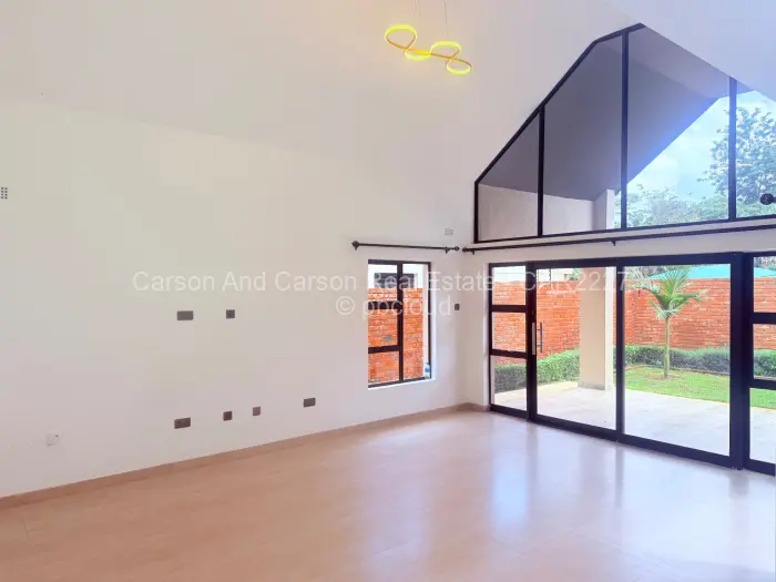 Townhouse/Cluster to Rent in Mount Pleasant