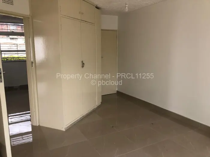 Flat/Apartment to Rent in Avondale