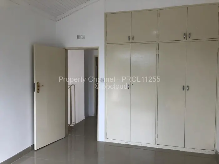 Flat/Apartment to Rent in Avondale