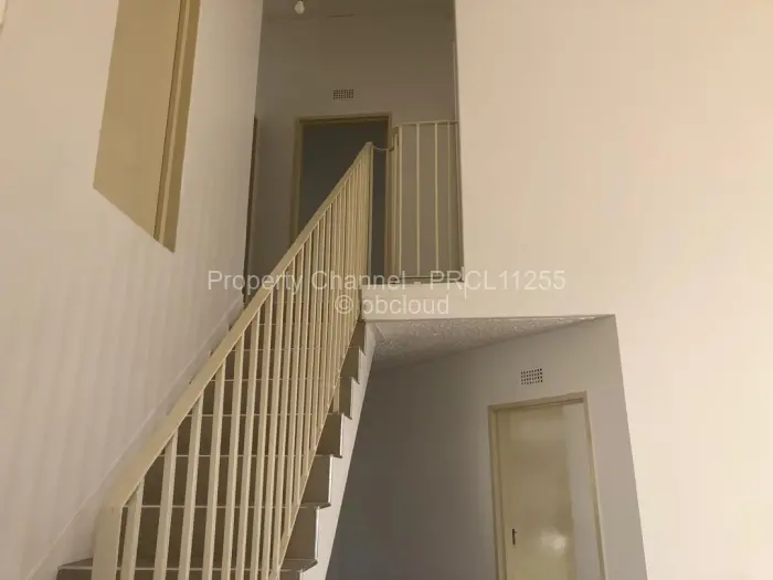 Flat/Apartment to Rent in Avondale