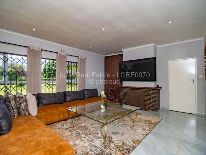 4 Bedroom House to Rent in Mount Pleasant, Harare