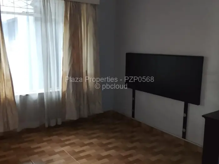 5 Bedroom House to Rent in Bluff Hill, Harare