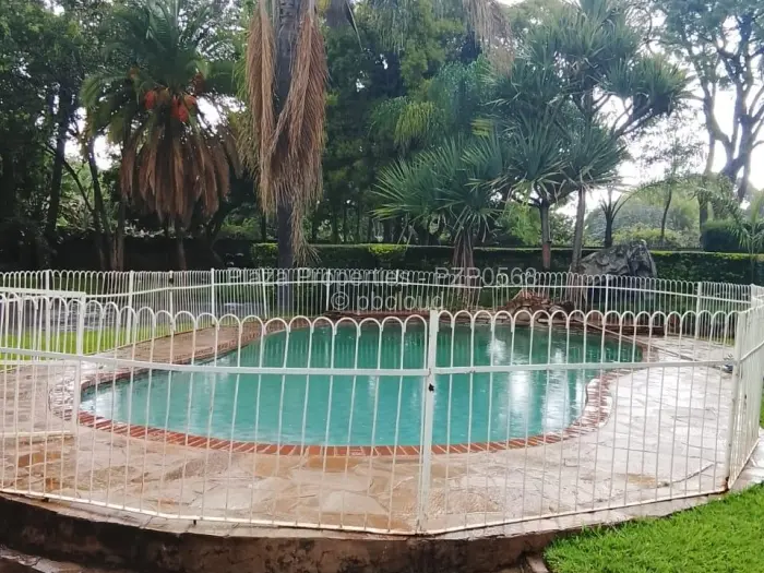 5 Bedroom House to Rent in Bluff Hill, Harare