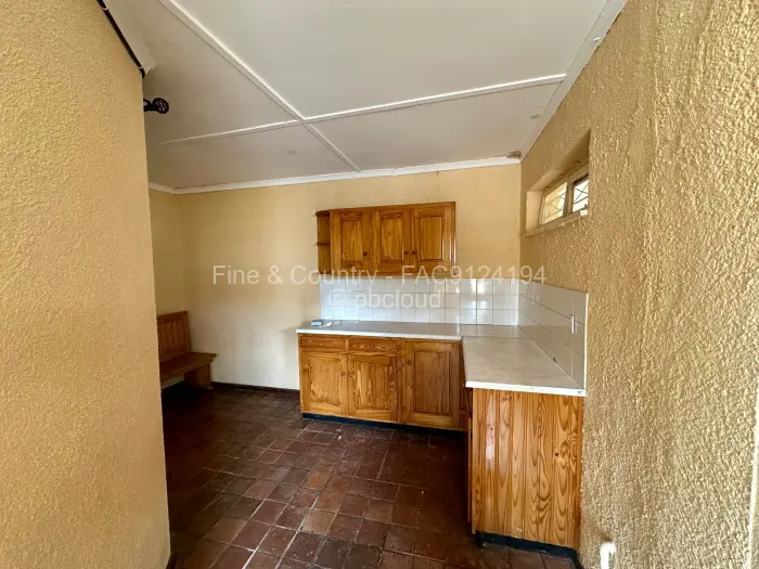 Townhouse/Cluster to Rent in Glen Lorne, Harare