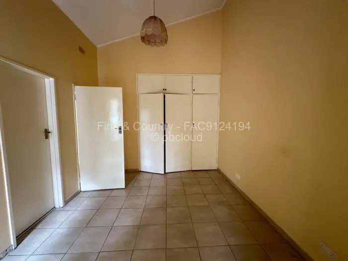 Townhouse/Cluster to Rent in Glen Lorne, Harare