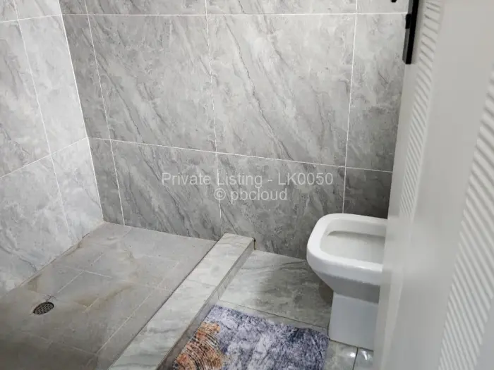 7 Bedroom House to Rent in Highlands, Harare