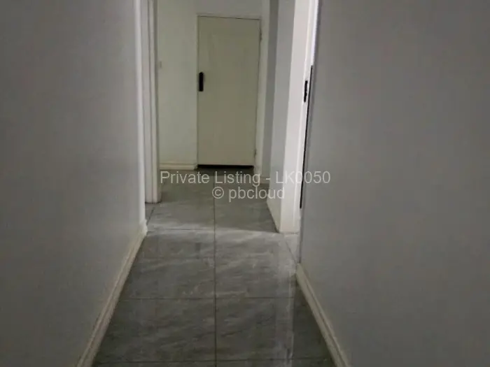 7 Bedroom House to Rent in Highlands, Harare