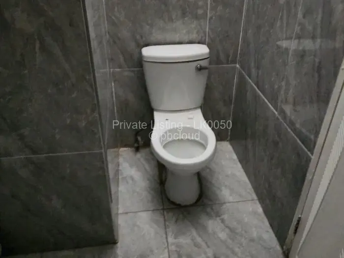 7 Bedroom House to Rent in Highlands, Harare