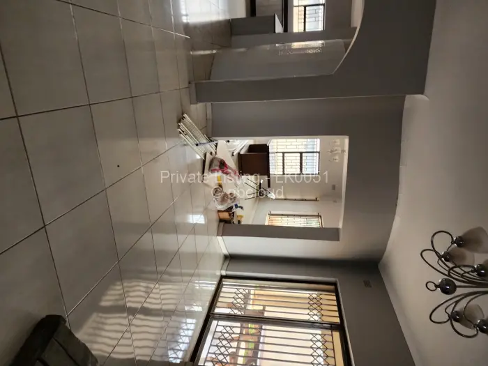 6 Bedroom House to Rent in Mount Pleasant Heights, Harare