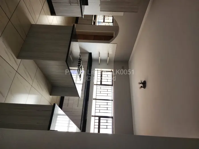 6 Bedroom House to Rent in Mount Pleasant Heights, Harare