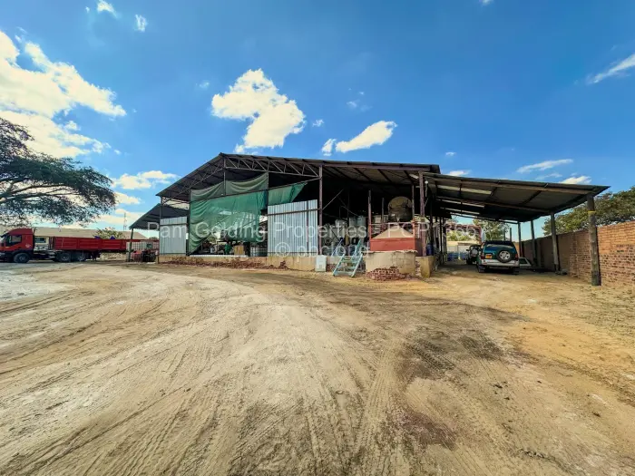 Warehouse/Industrial for Sale in Ruwa, Ruwa