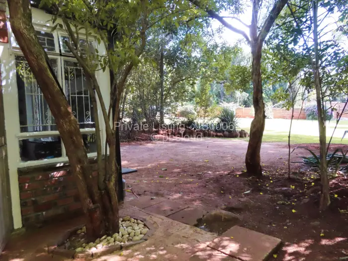 1 Bedroom Cottage/Garden Flat to Rent in Chisipite, Harare